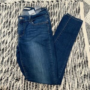 Levi’s 710 Super Skinny Jeans Size 29